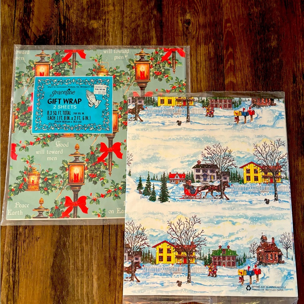 Vintage wrapping paper!! New in package.